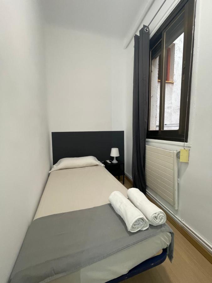Toledo Habitaciones Madrid Exterior foto