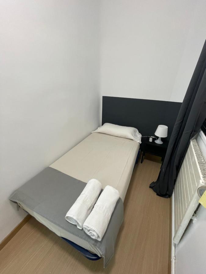 Toledo Habitaciones Madrid Exterior foto